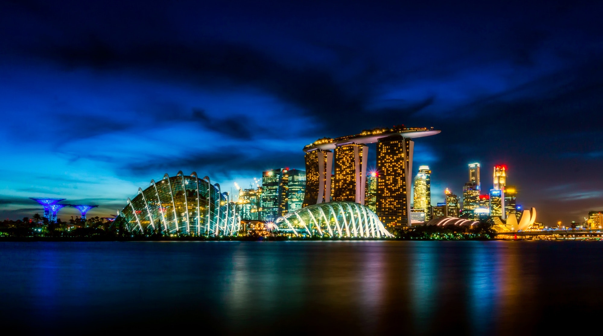 singapore-background-pixabay